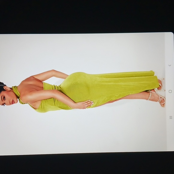 Dress - Picture 5 of 6